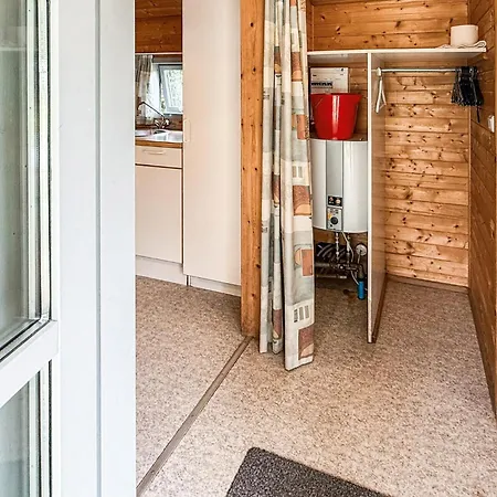 בית נופש 2 Bedroom Cozy In *