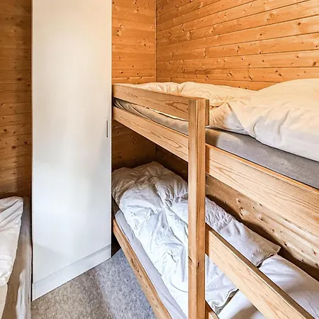 בית נופש 2 Bedroom Cozy In *