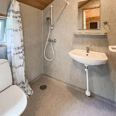2 Bedroom Cozy In בית נופש *